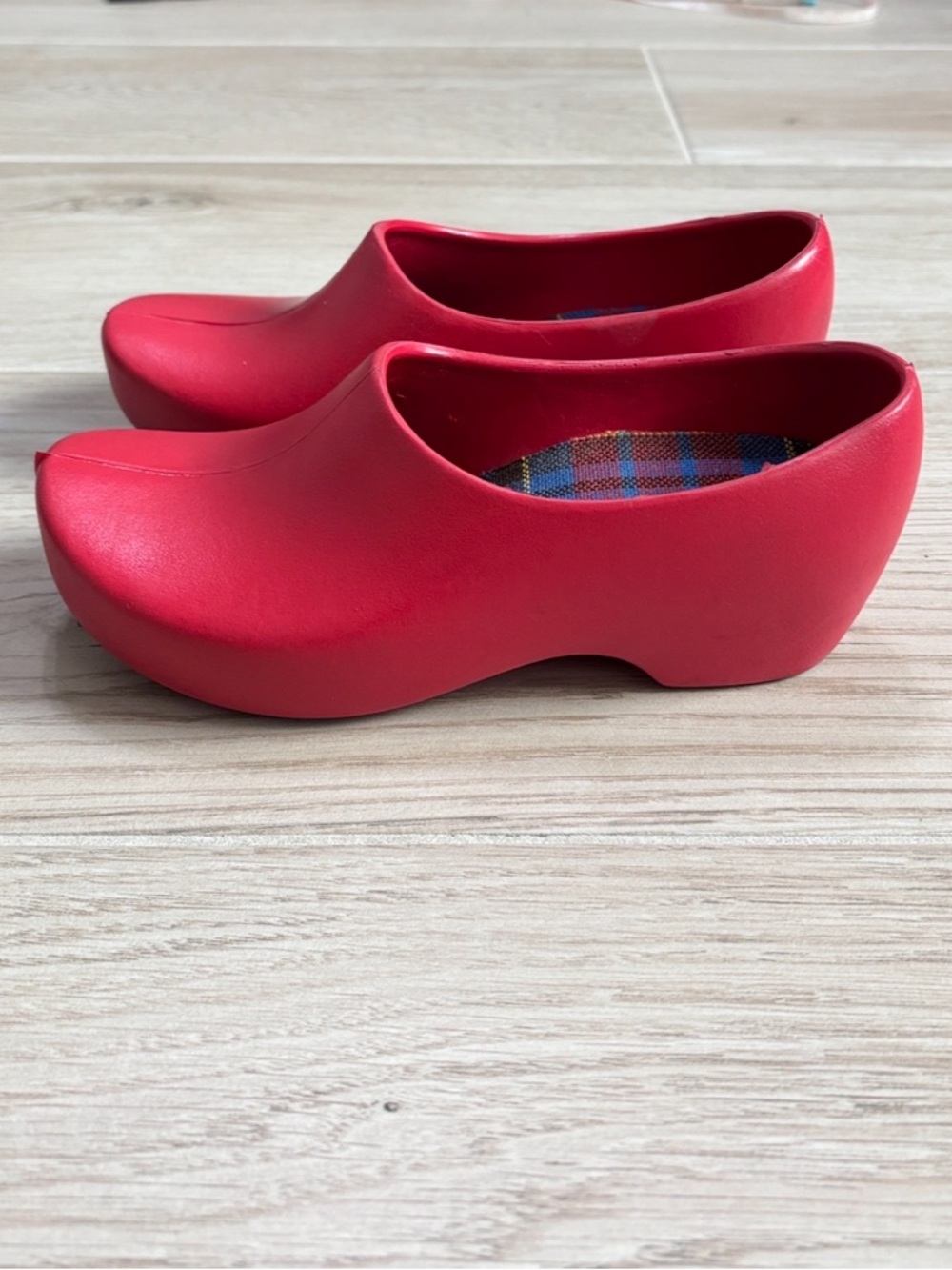 Vintage Ges Gesch Red Garden Clogs Size 35 Made in Germany Size 5